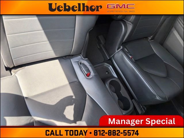 Used 2023 Toyota Highlander XLE FWD image 6