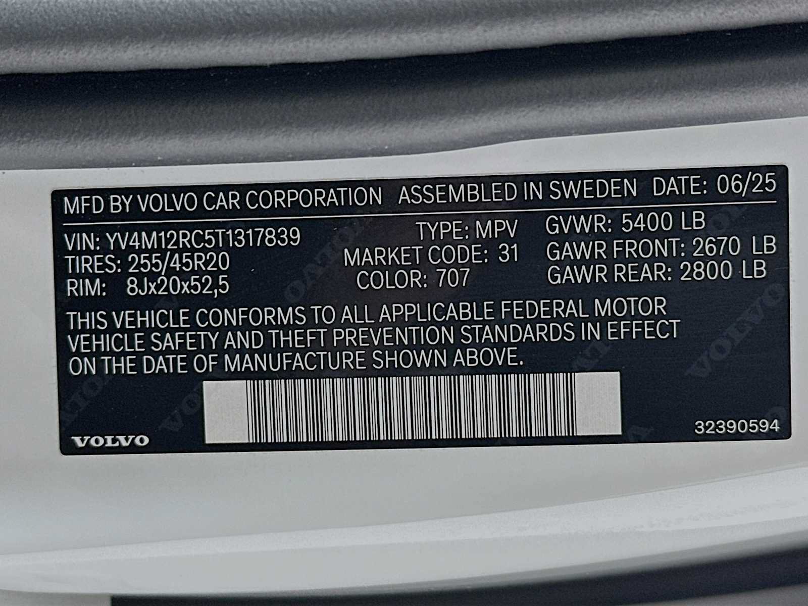 Used 2026 Volvo XC60 B5 Plus w/ Protection Package Premier AWD/4WD image 30