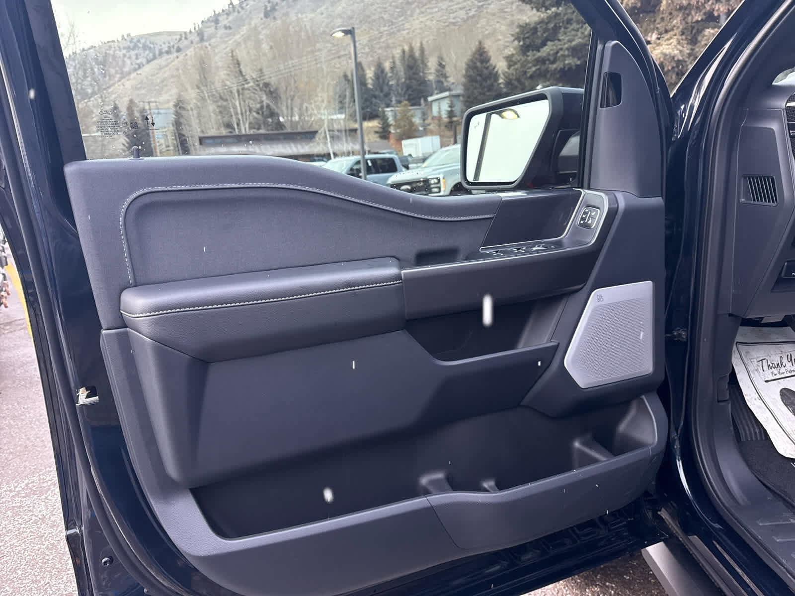 New 2025 Ford F150 Lariat w/ Equipment Group 502A High image 46