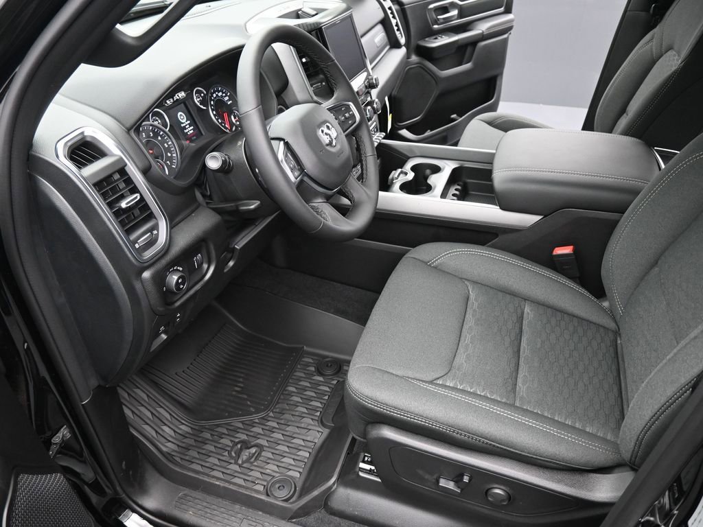 New 2025 RAM 1500 Big Horn image 9