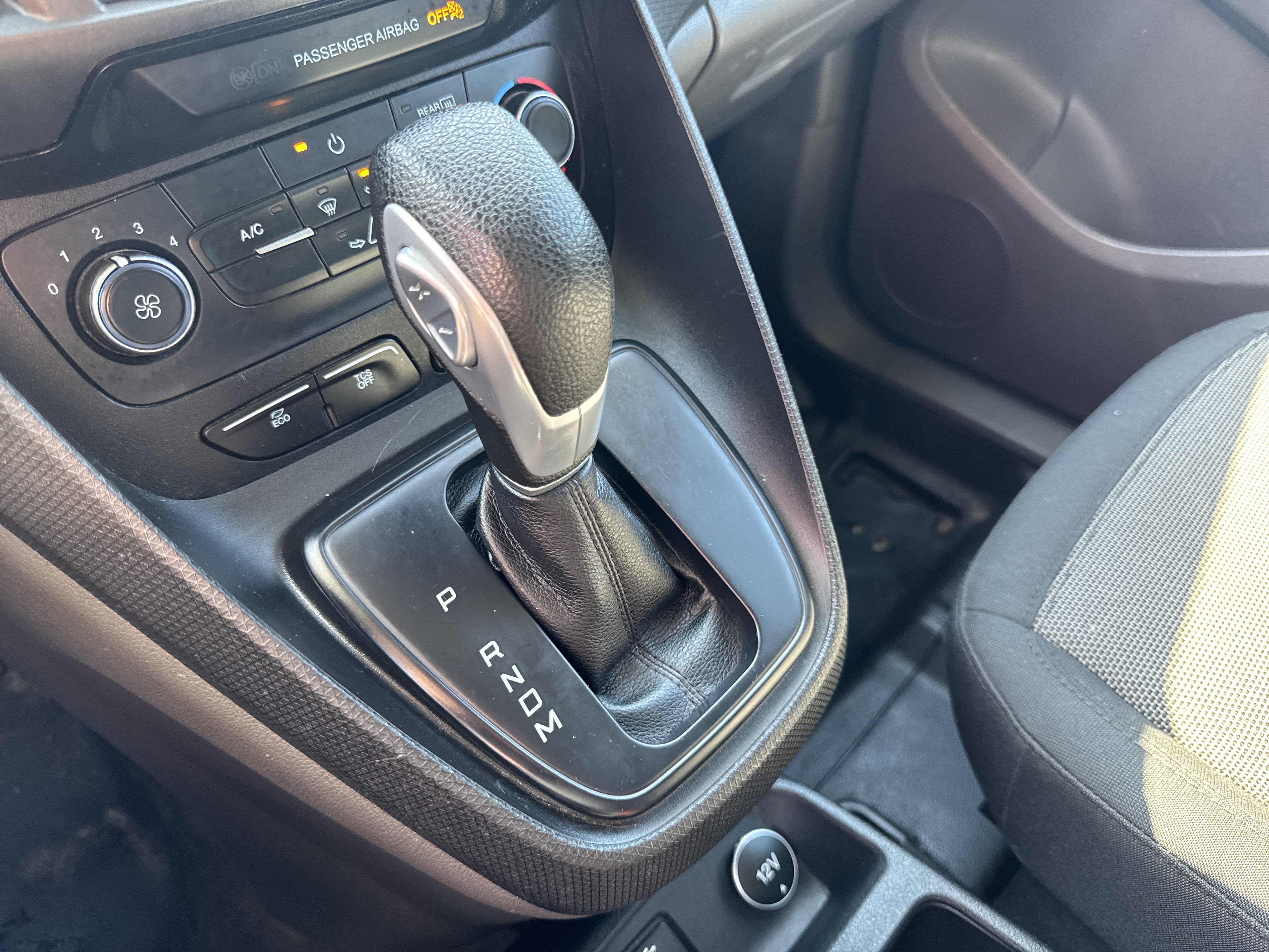 Used 2019 Ford Transit Connect XL image 21