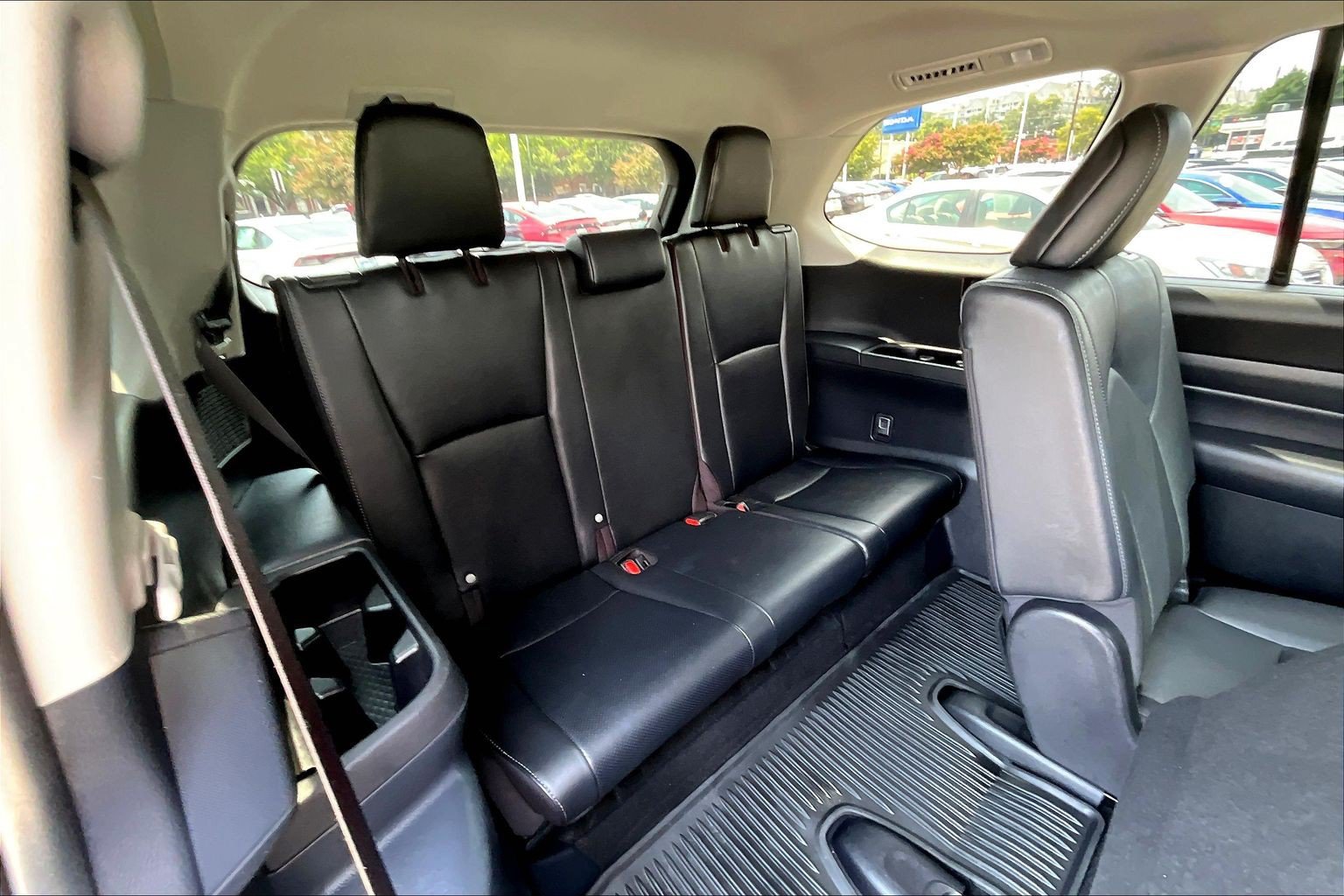 Used 2025 Toyota Grand Highlander AWD Hybrid image 30