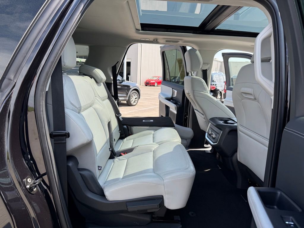Used 2025 Ford Expedition Max Platinum image 21