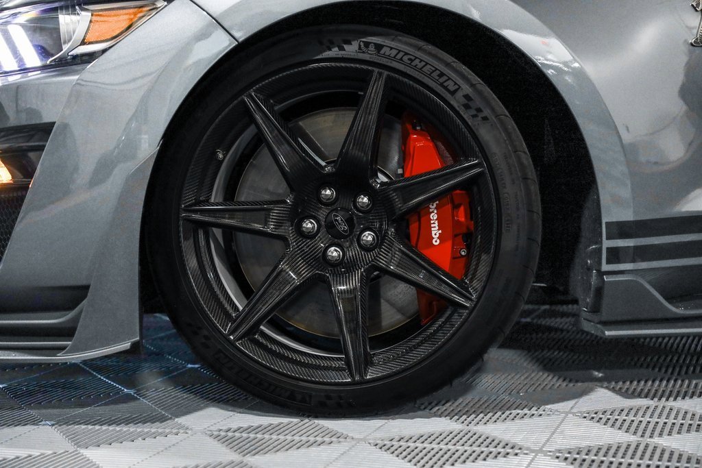 Used 2022 Ford Mustang Shelby GT500 w/ Carbon Fiber Track Pack image 12