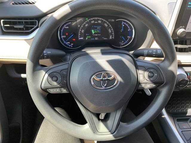 Used 2025 Toyota RAV4 LE AWD/4WD image 19