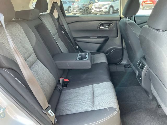 Used 2025 Nissan Rogue SV FWD image 20