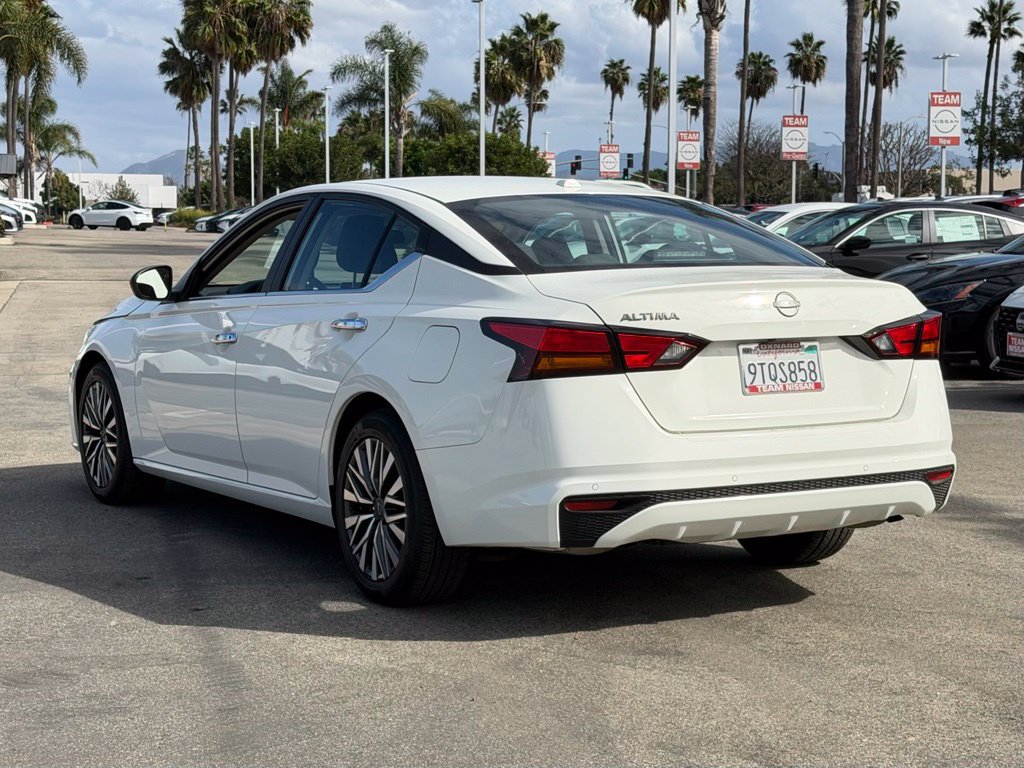 Certified 2025 Nissan Altima 2.5 SV FWD image 5