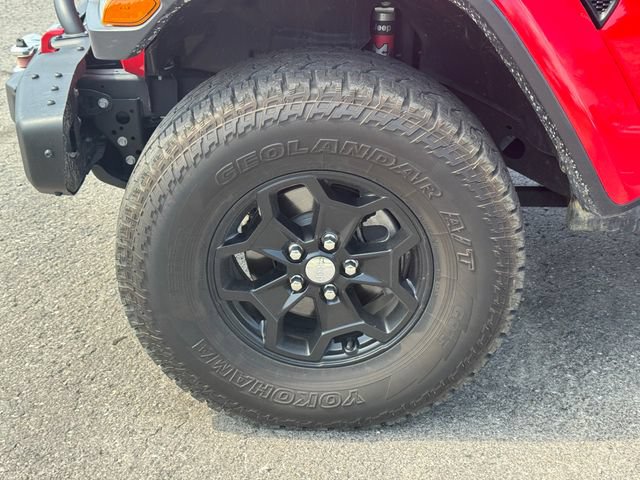 Certified 2020 Jeep Gladiator Rubicon AWD/4WD image 10