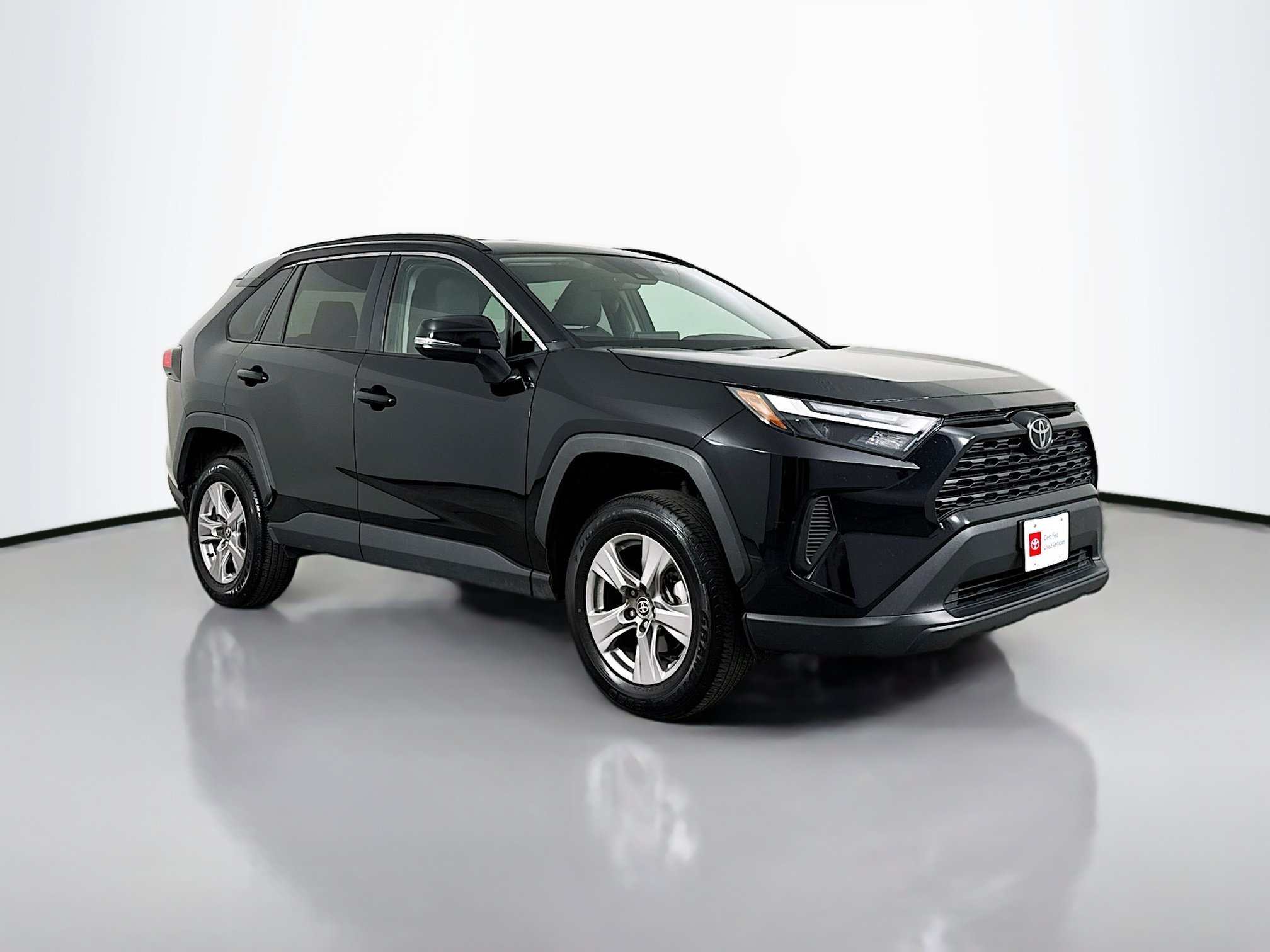 Used 2025 Toyota RAV4 XLE