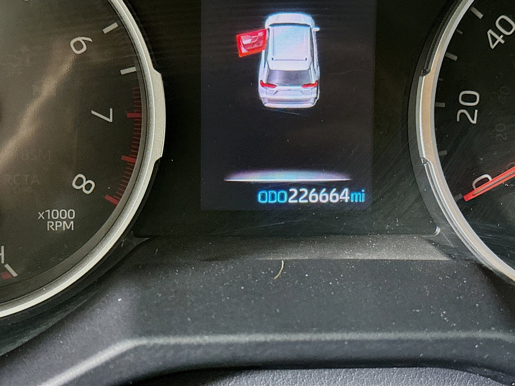 Used 2020 Toyota RAV4 LE w/ Carpet Mat Package FWD image 19