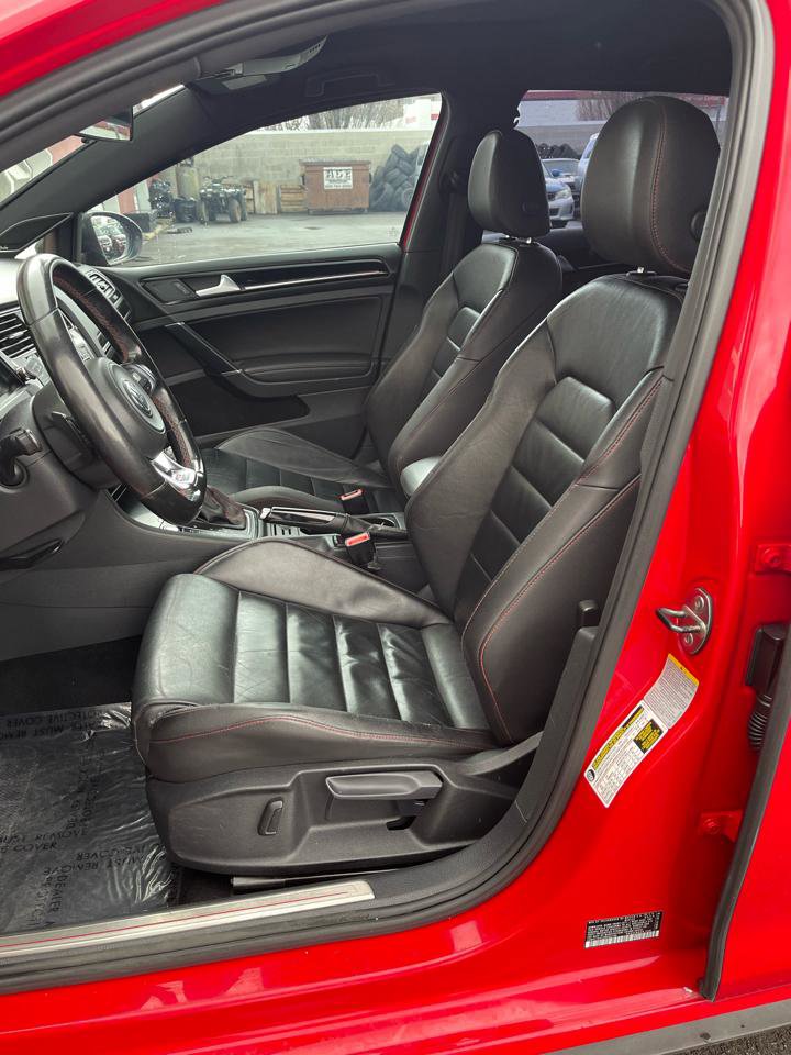 Used 2015 Volkswagen GTI SE w/ Lighting Package (SEL) FWD image 6