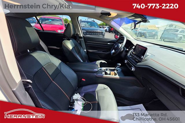 Used 2022 Nissan Altima 2.5 SR w/ Midnight Edition Package AWD/4WD image 28