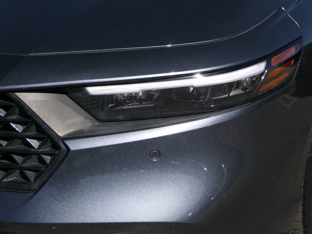 Used 2024 Honda Accord Touring image 8