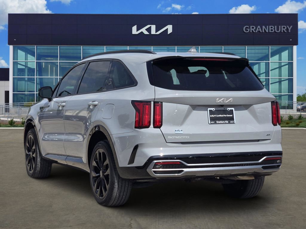 Certified 2023 Kia Sorento SX AWD/4WD image 4