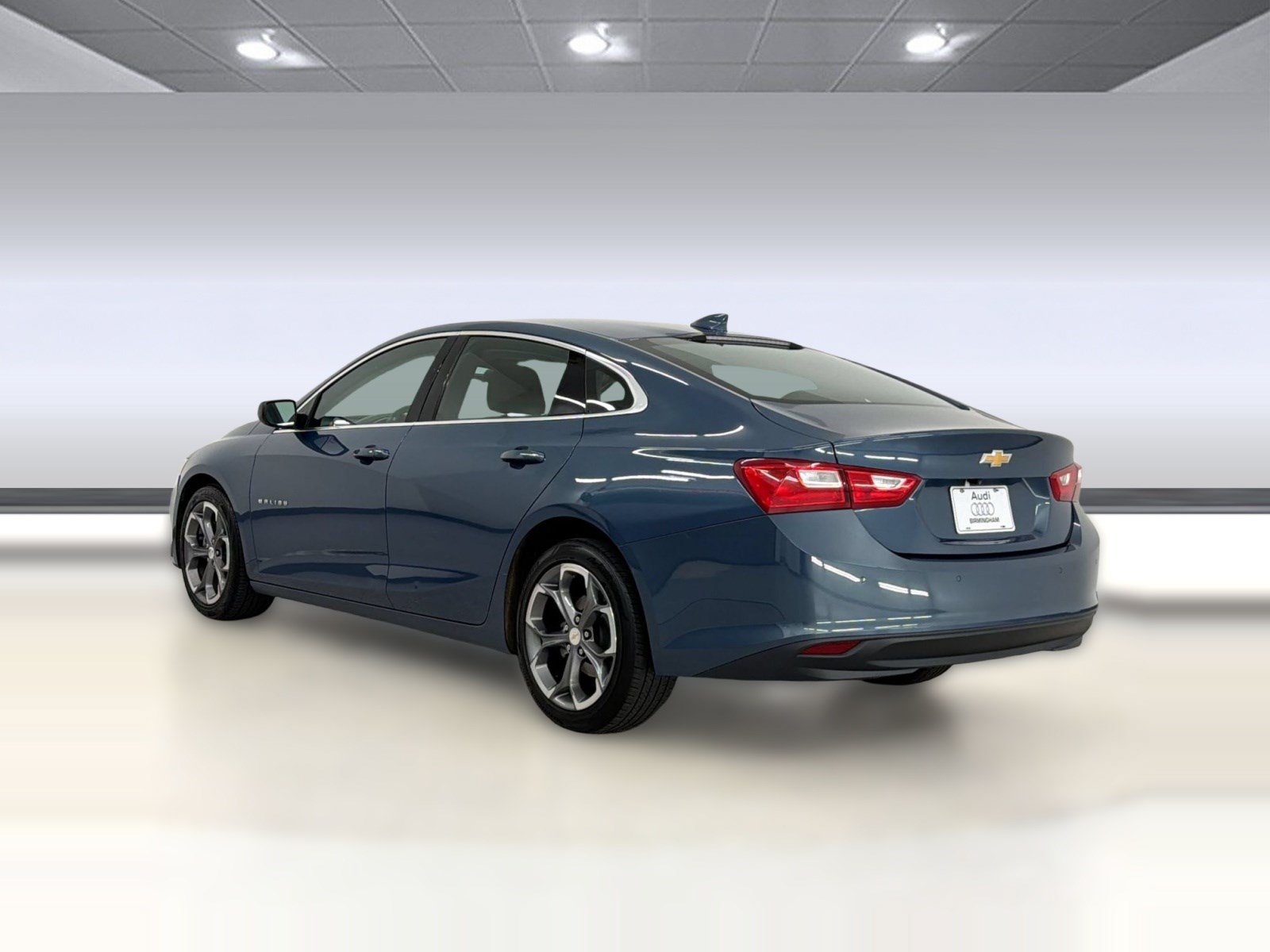 Used 2024 Chevrolet Malibu LT FWD image 3