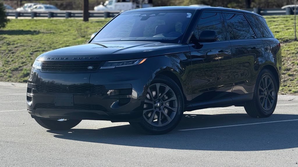 Used 2023 Land Rover Range Rover Sport SE AWD/4WD image 1