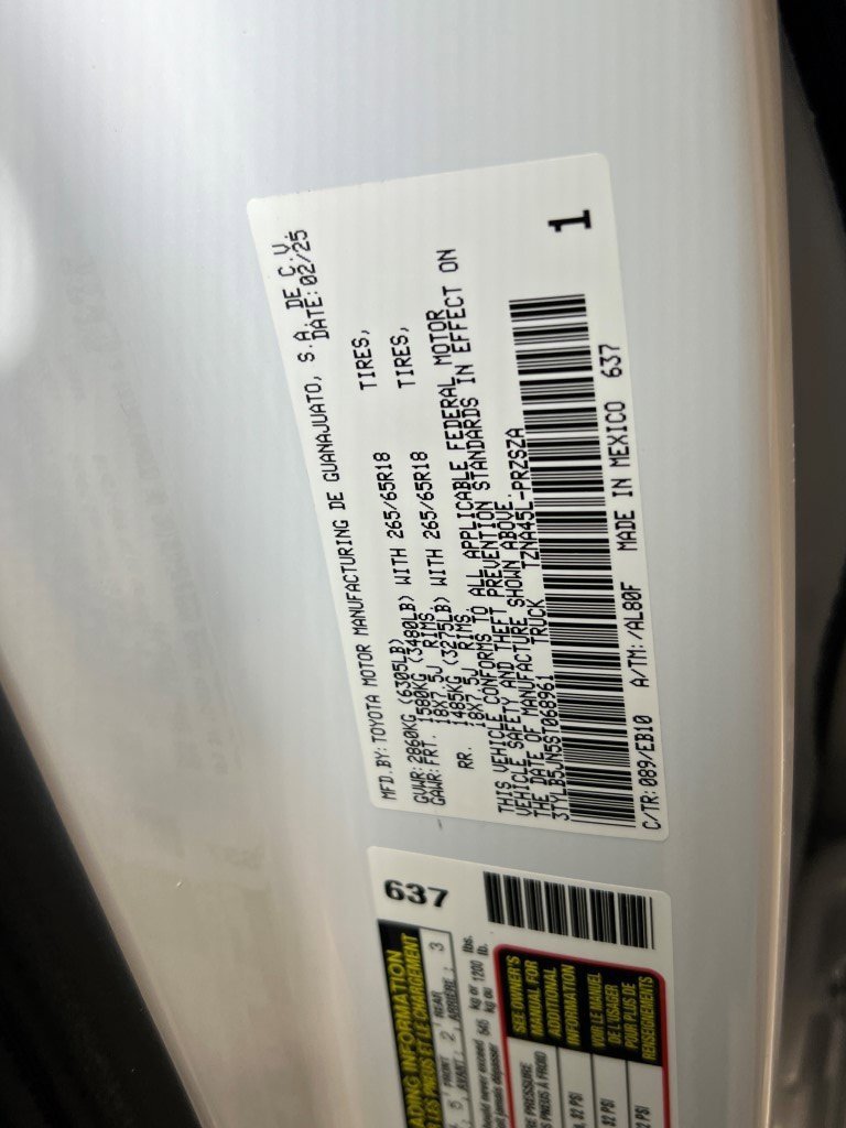 Used 2025 Toyota Tacoma Limited image 47