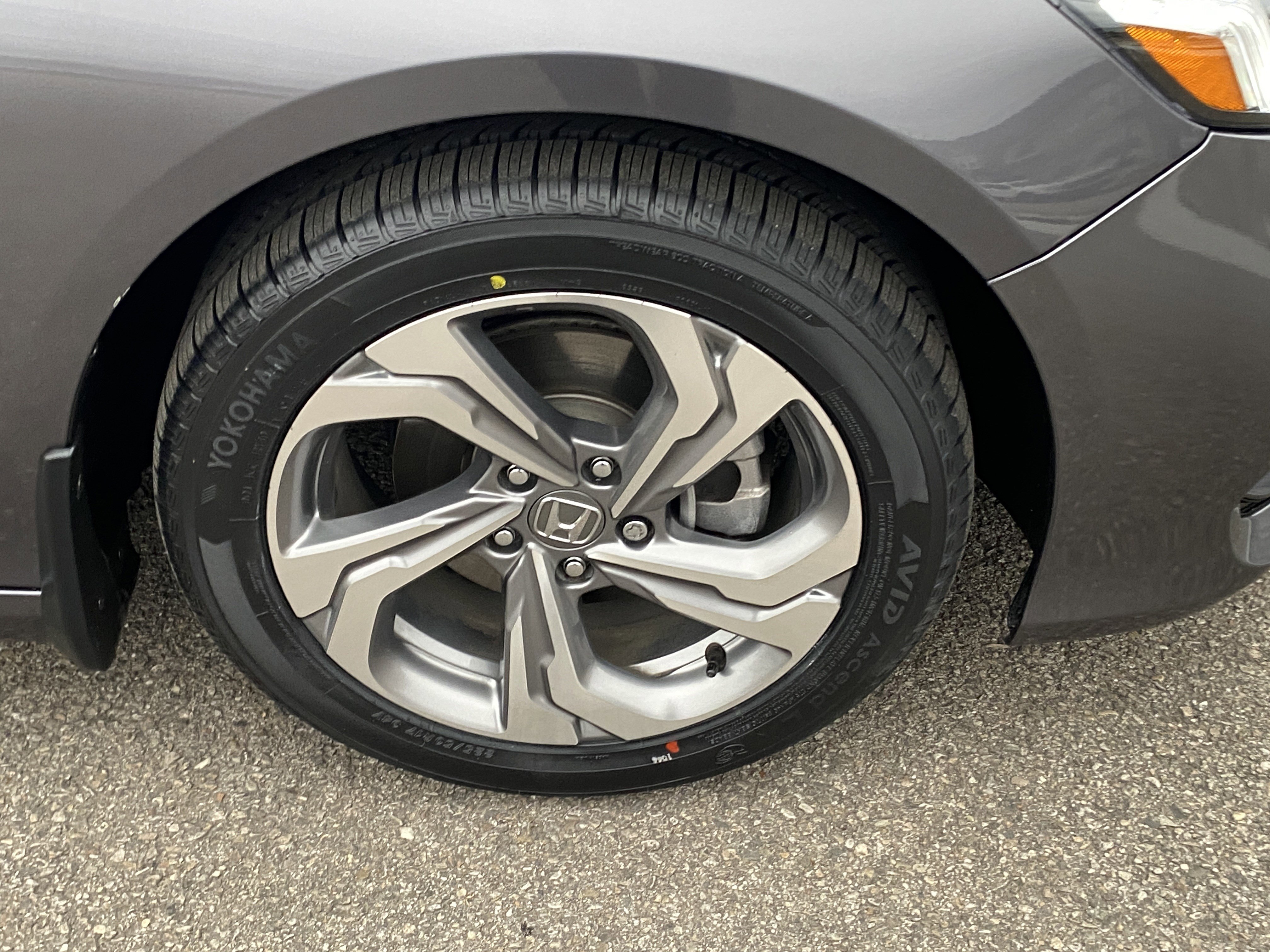 Used 2018 Honda Accord EX-L image 28