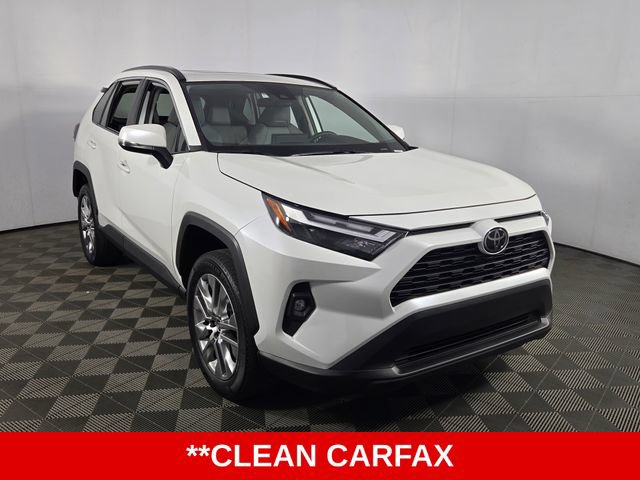 Used 2023 Toyota RAV4 XLE Premium FWD image 5