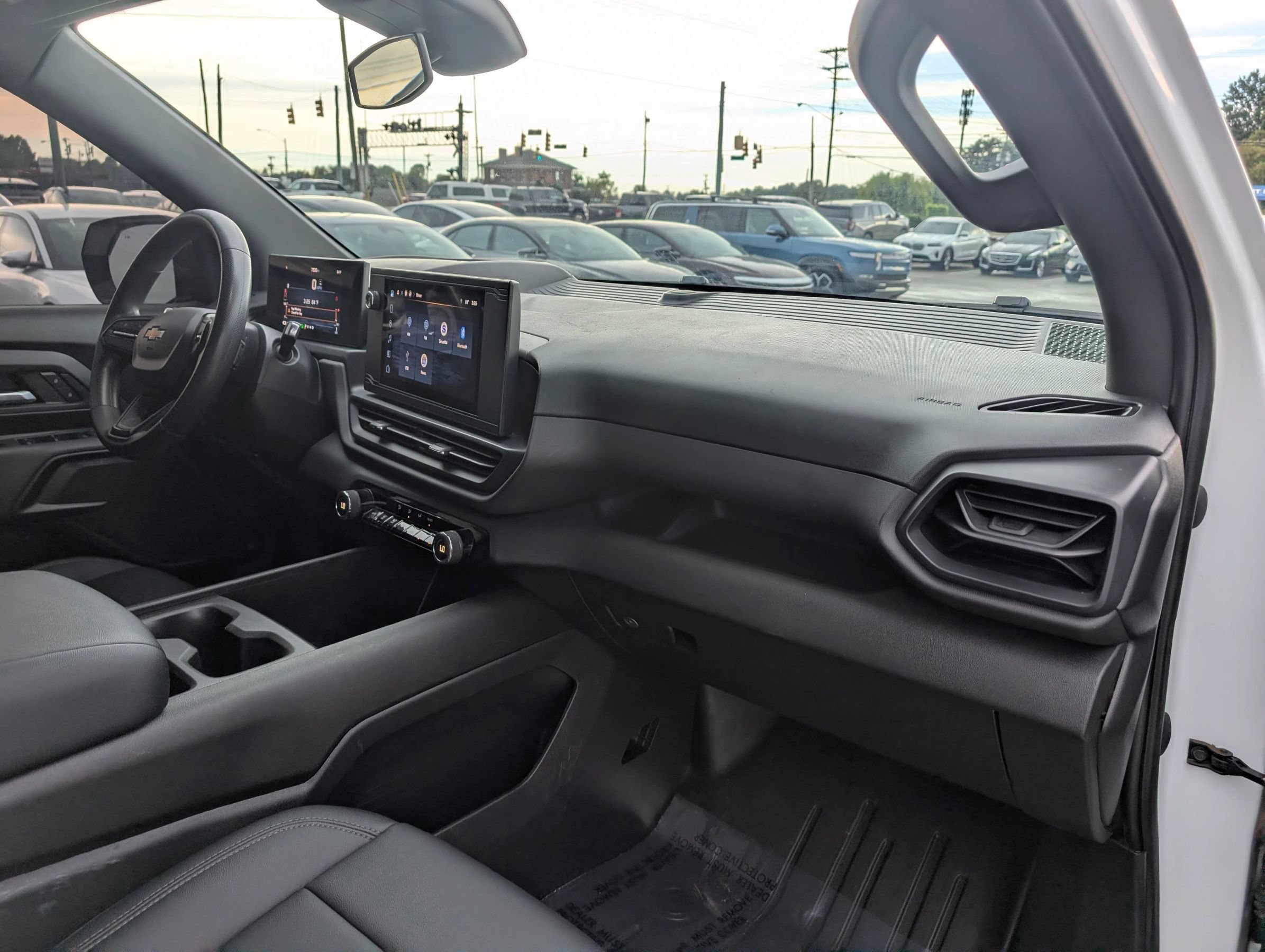 Used 2024 Chevrolet Silverado EV W/T AWD/4WD image 16