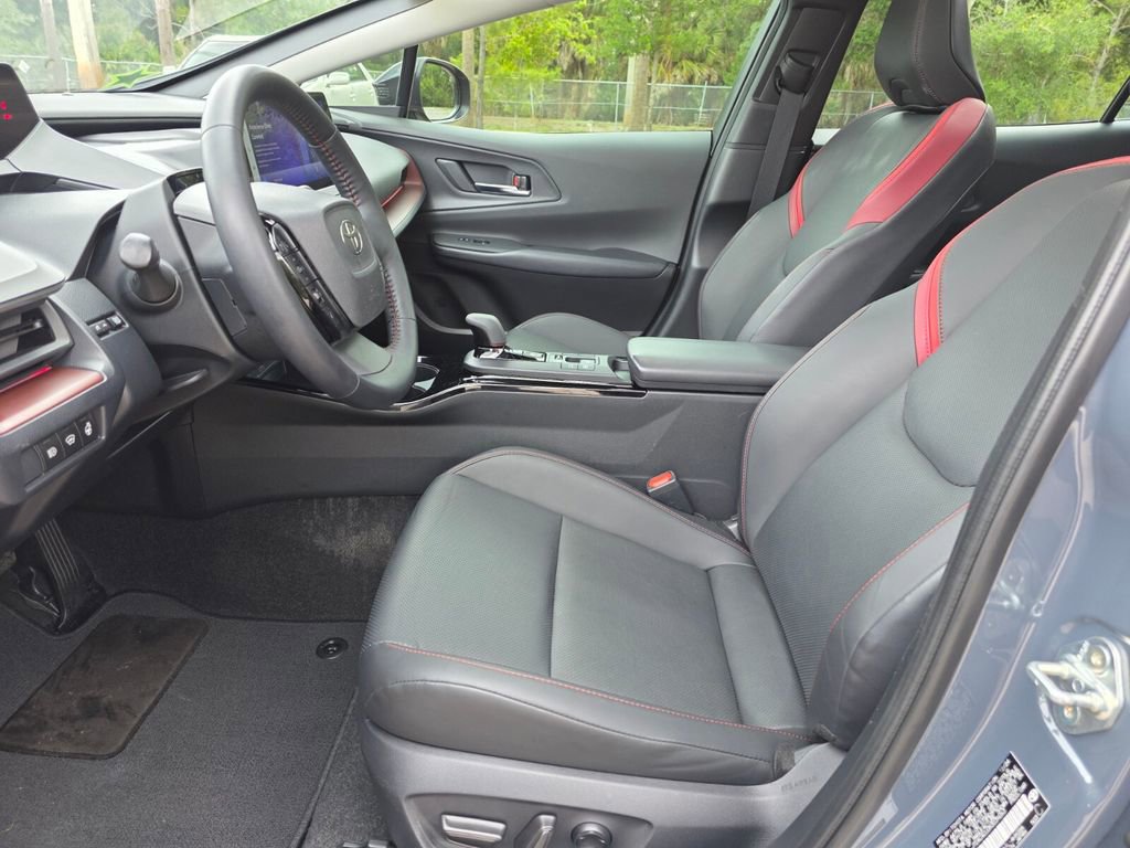 Used 2024 Toyota Prius Prime FWD image 25