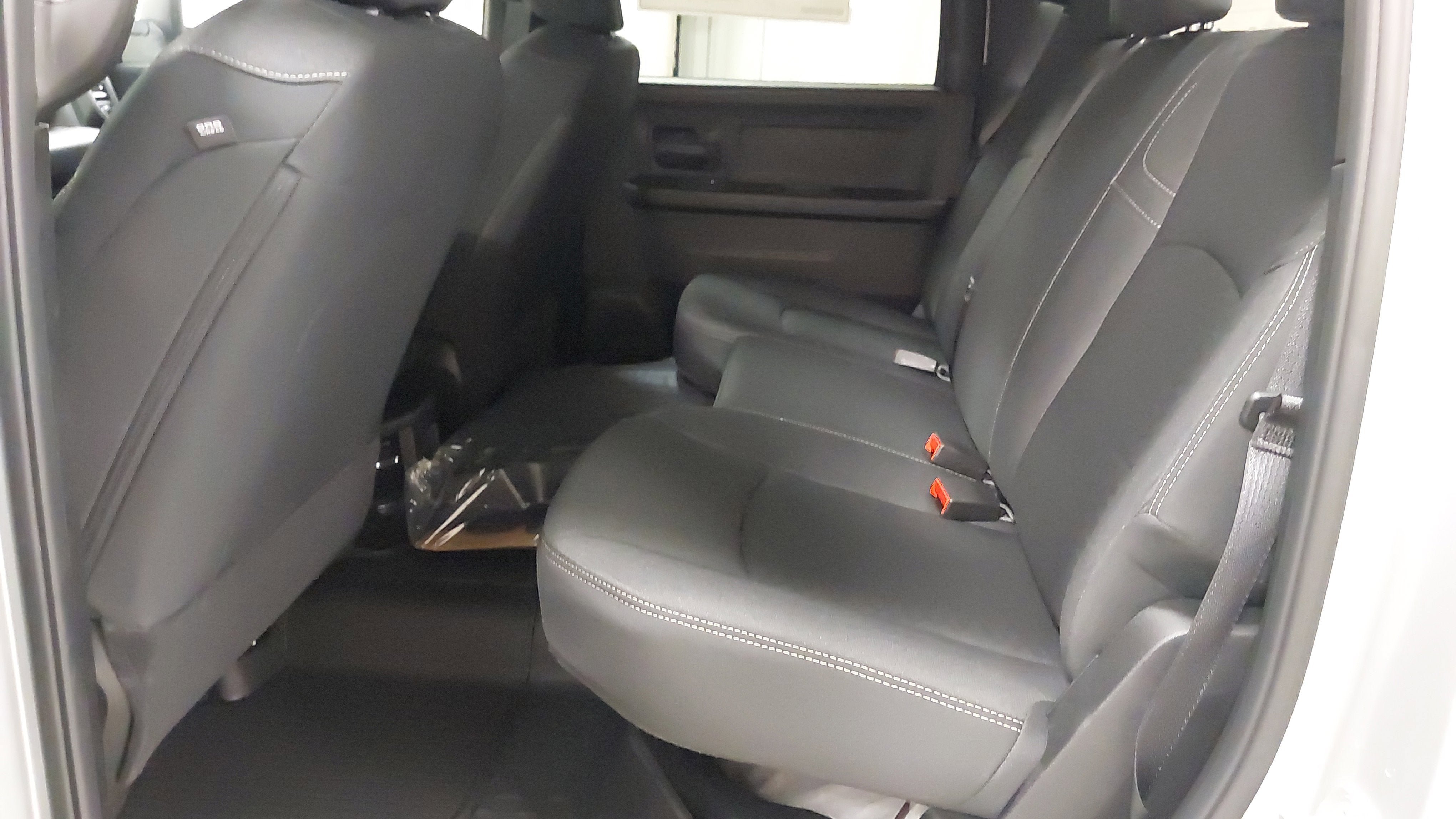 New 2026 RAM 2500 Tradesman AWD/4WD image 37