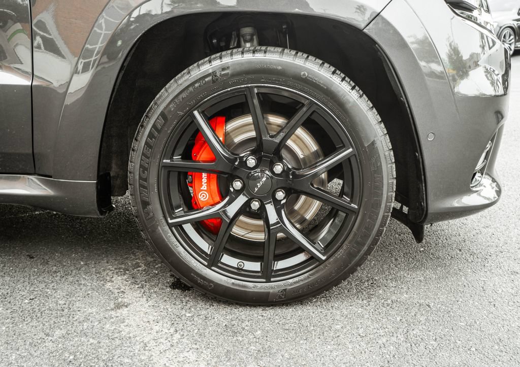 Used 2020 Jeep Grand Cherokee SRT AWD/4WD image 5
