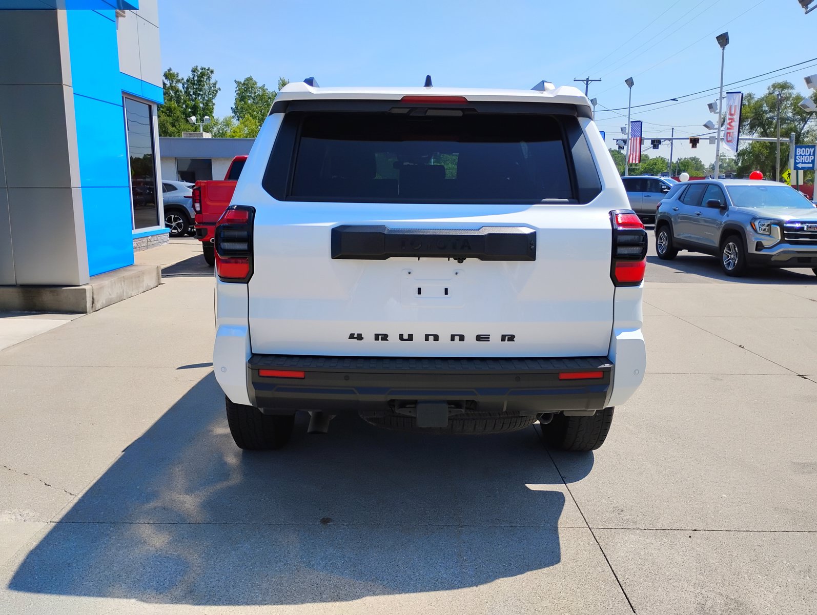 Used 2025 Toyota 4Runner TRD Off-Road AWD/4WD image 15