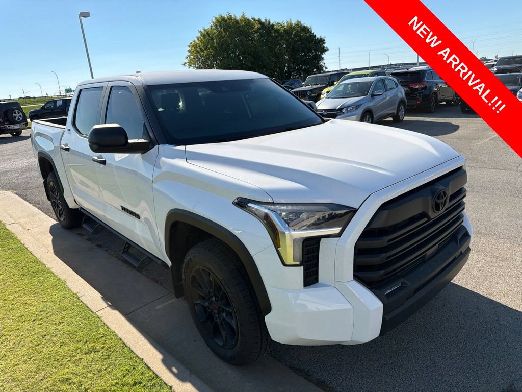 Used 2025 Toyota Tundra SR5 AWD/4WD image 3