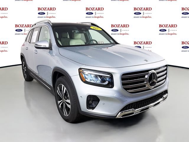 Used 2025 Mercedes-Benz GLB 250 image 1