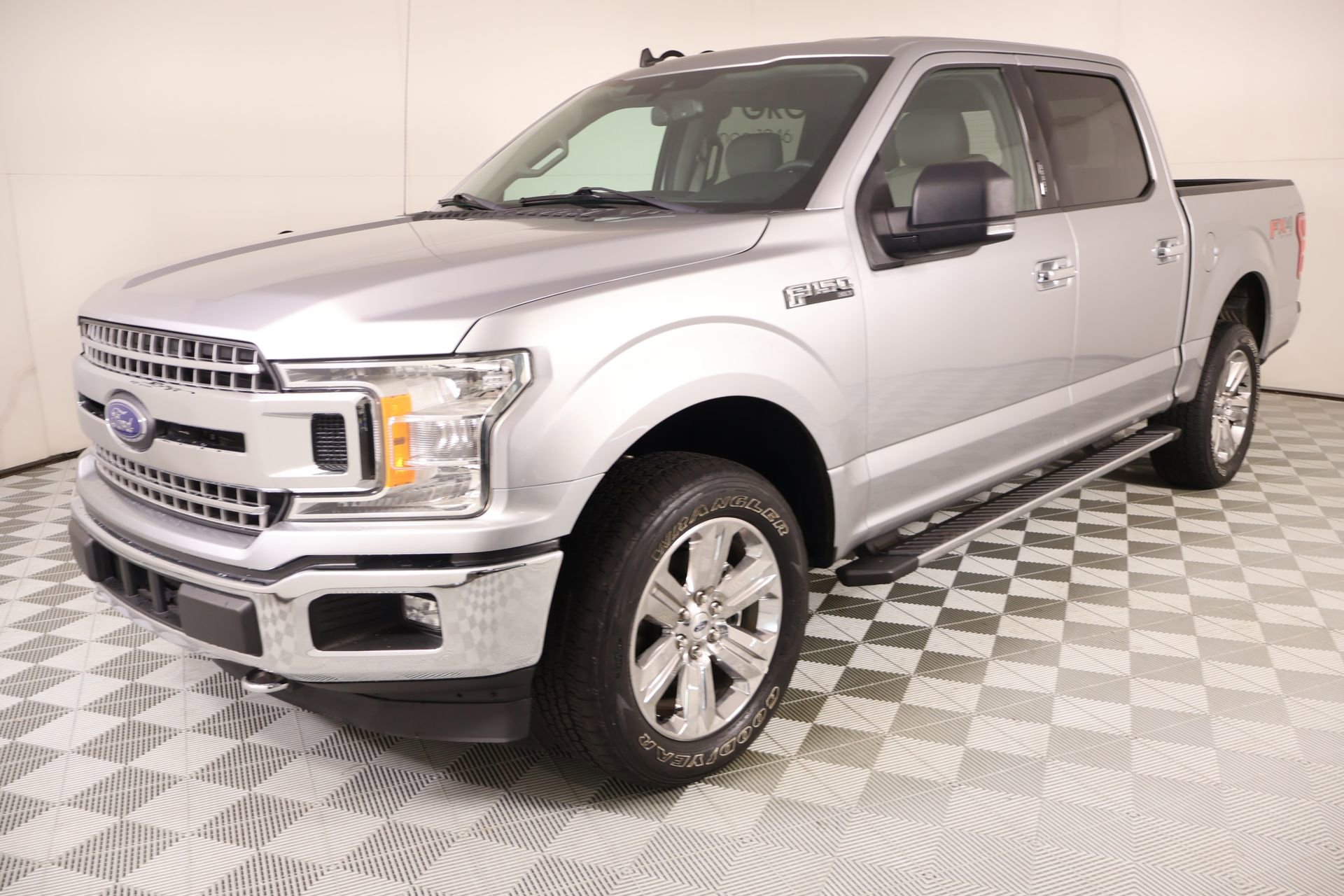 Used 2020 Ford F150 XLT w/ Equipment Group 302A Luxury AWD/4WD image 11