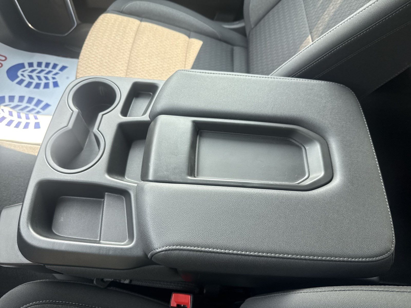 Used 2024 Chevrolet Silverado 1500 LT AWD/4WD image 22