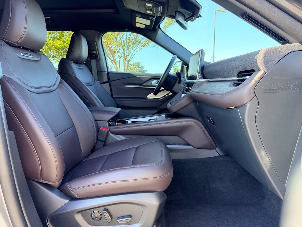 New 2026 Ford Explorer Platinum RWD image 7