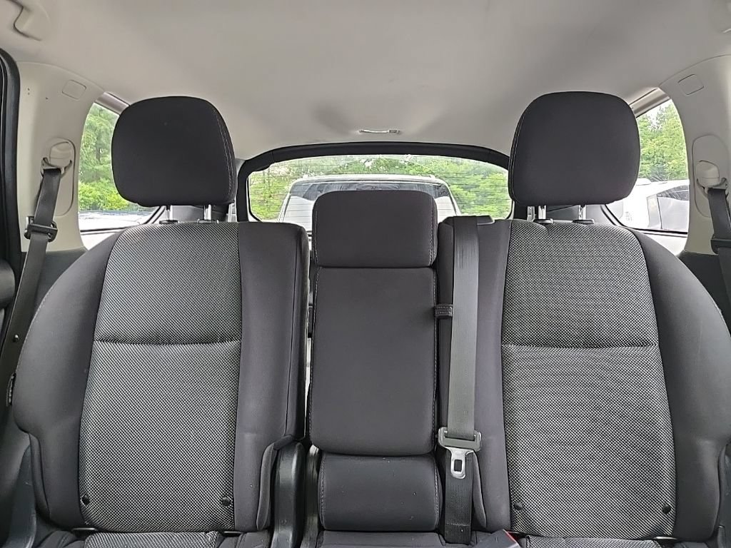 Used 2020 Nissan Pathfinder S AWD/4WD image 28