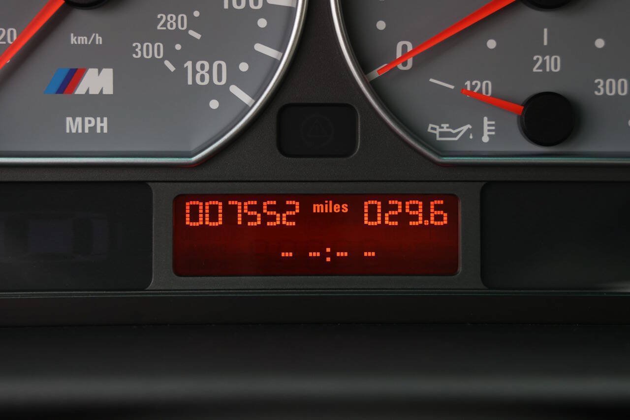 Used 2005 BMW M3 Coupe RWD image 43