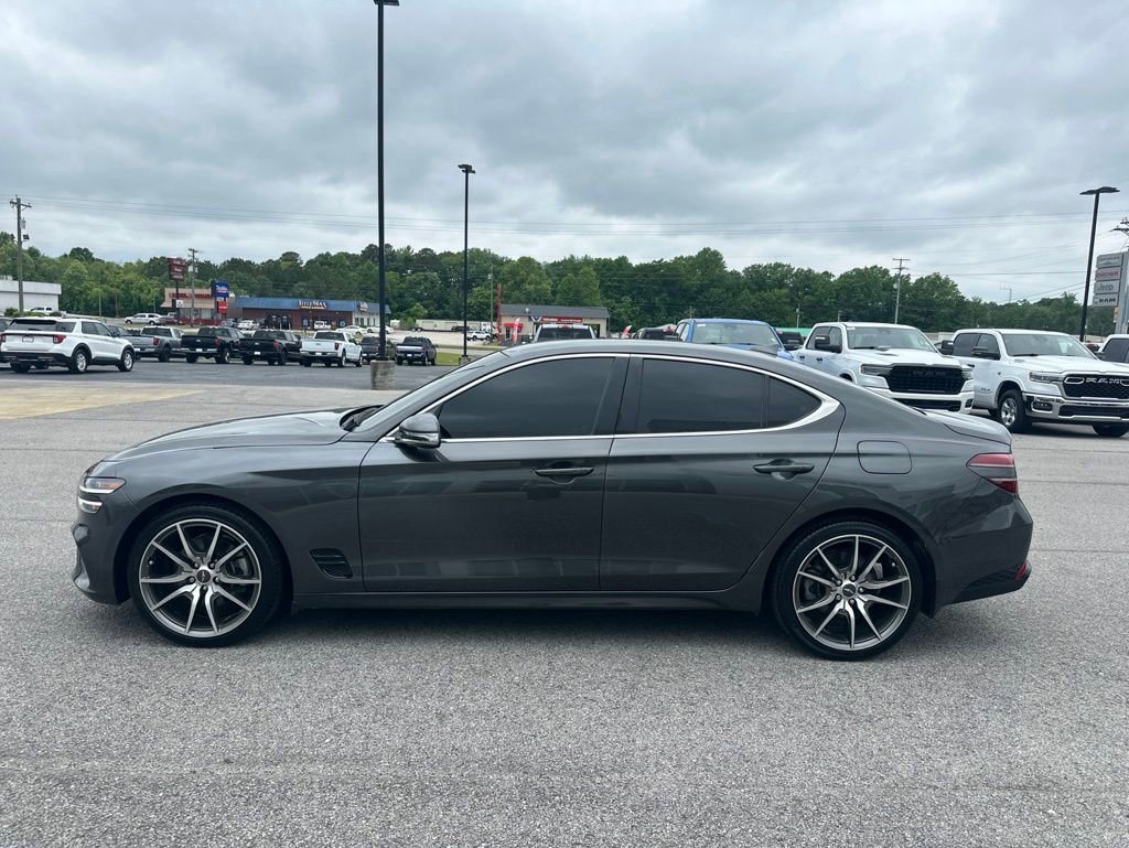 Used 2023 Genesis G70 2.0T RWD image 4