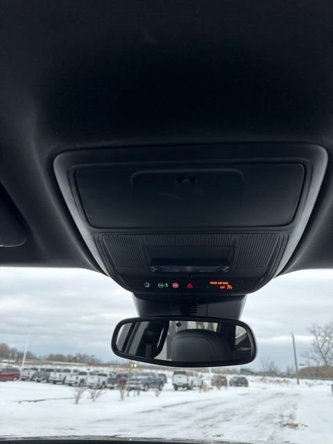 Used 2025 Buick Enclave Preferred image 42