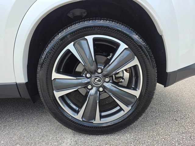 Used 2025 Lexus UX 300h FWD w/ Accessory Package (Z1) image 16