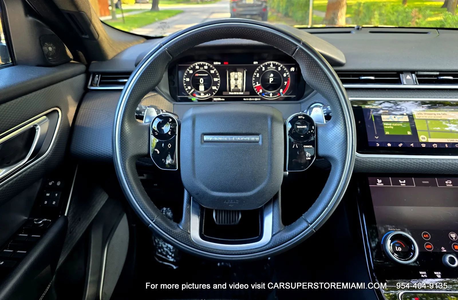 Used 2018 Land Rover Range Rover Velar R-Dynamic SE AWD/4WD image 24