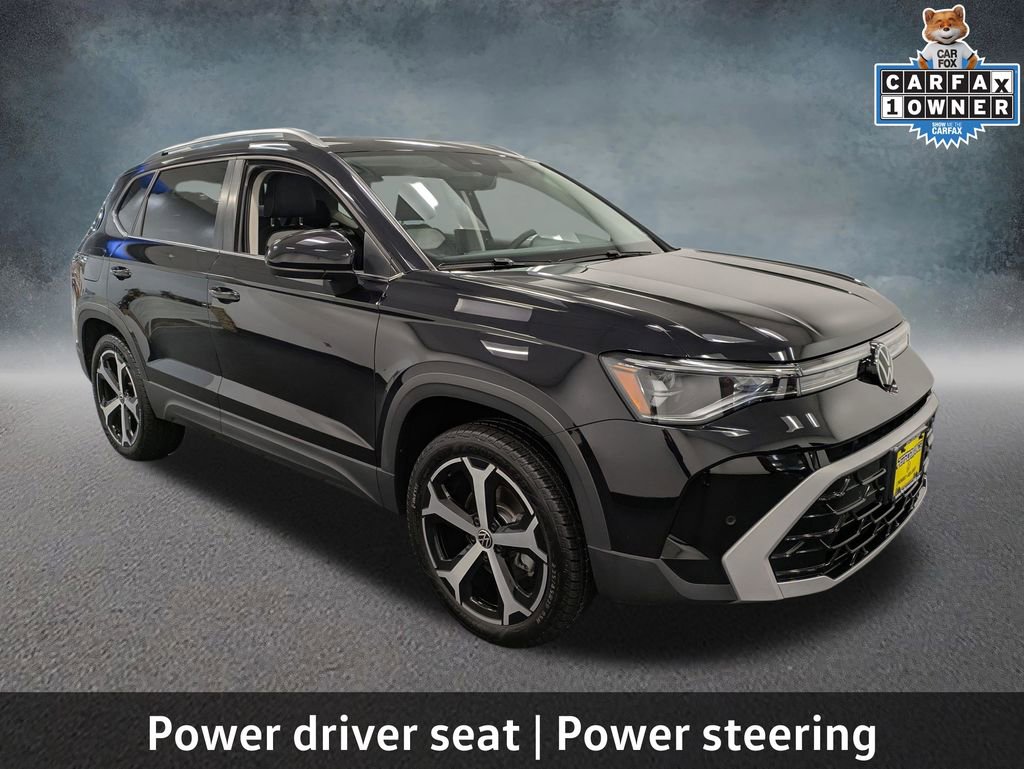 Used 2025 Volkswagen Taos SEL AWD/4WD image 3