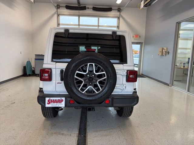 Used 2024 Jeep Wrangler Unlimited Sahara w/ Technology Group AWD/4WD image 7