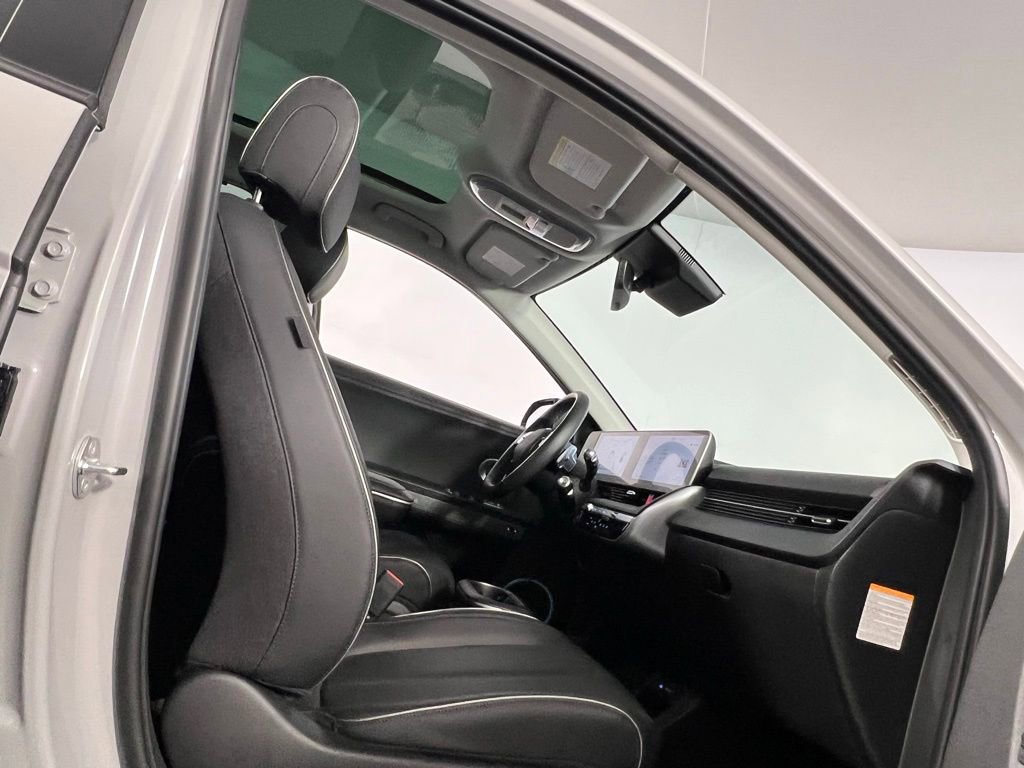 Used 2023 Hyundai Ioniq 5 Limited image 33