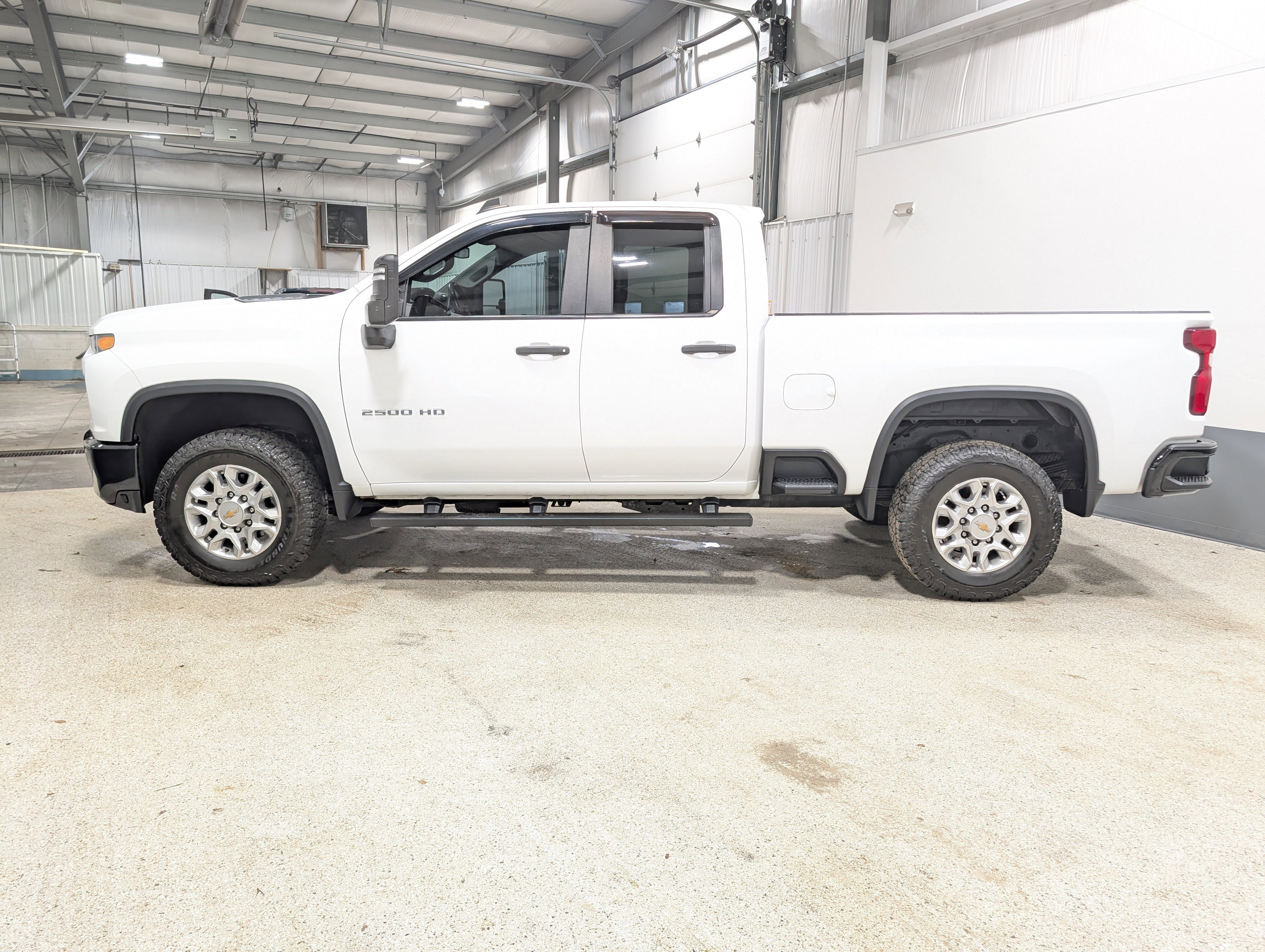 Used 2021 Chevrolet Silverado 2500 Custom w/ Custom Value Package AWD/4WD image 6