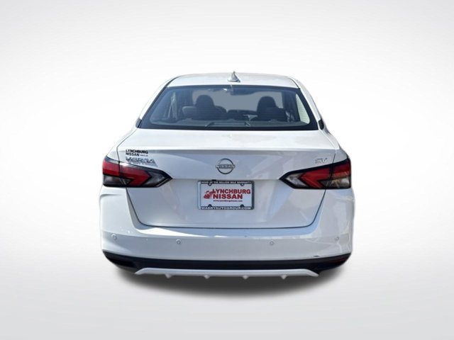Used 2024 Nissan Versa SV FWD image 8