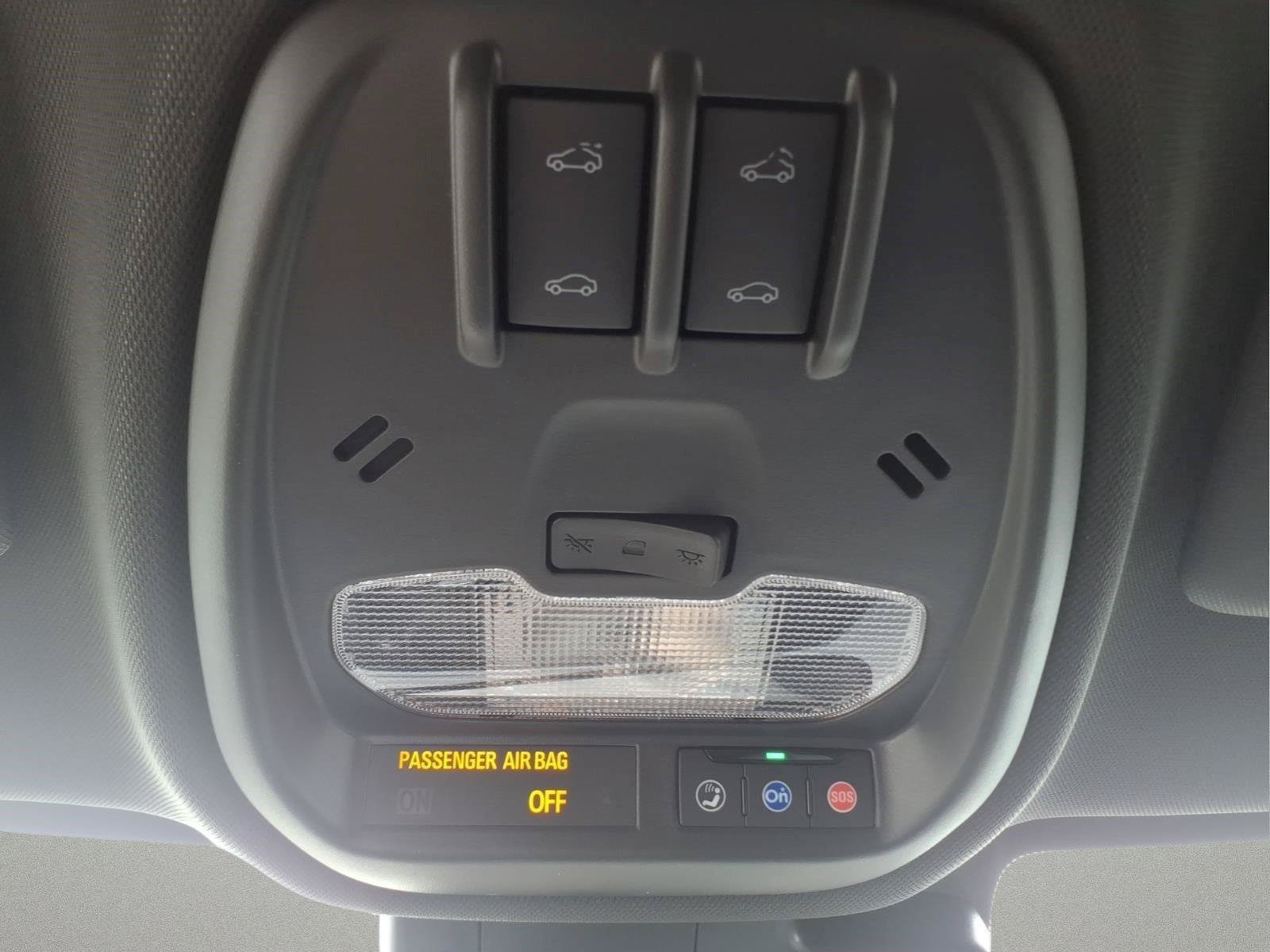 New 2026 Chevrolet Trax RS w/ Sunroof Package FWD image 25