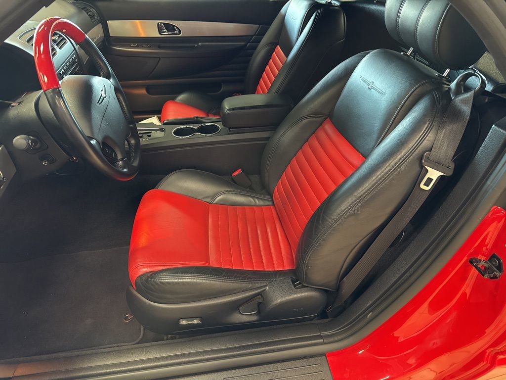 Used 2003 Ford Thunderbird image 59