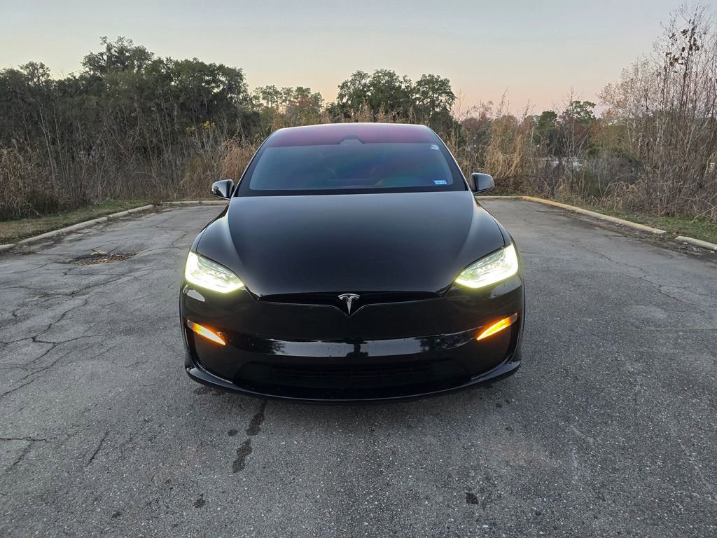 Used 2022 Tesla Model X Plaid image 9