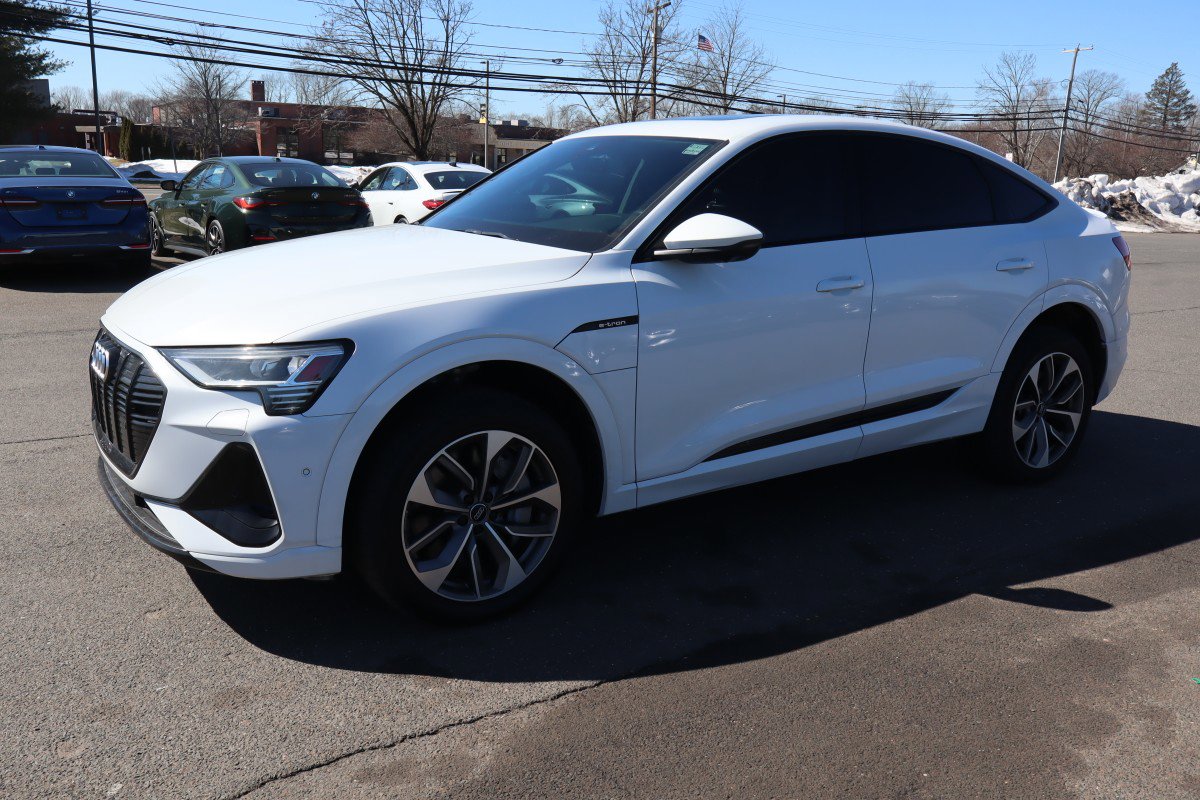 Used 2021 Audi e-tron Premium Plus w/ Premium Plus Package AWD/4WD image 1