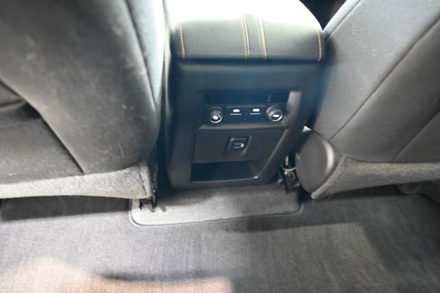Used 2018 Chevrolet Traverse LT AWD/4WD image 27