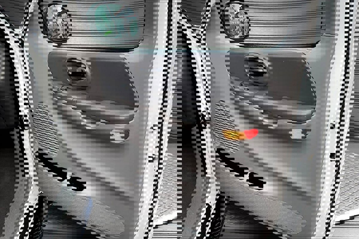 Used 2001 Ford F150 XL image 24